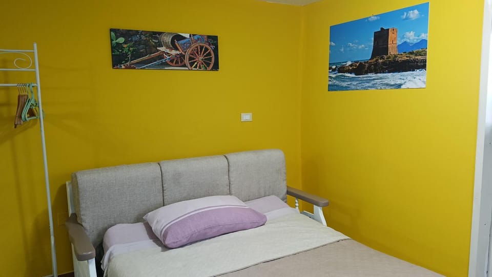 LA TERRAZZA SUL MARE appartamento con terrazza vicino aereoporto&mare SICILIAN VINTAGE STYLE BEACH HOUSE Bed and Breakfast in Sicily
