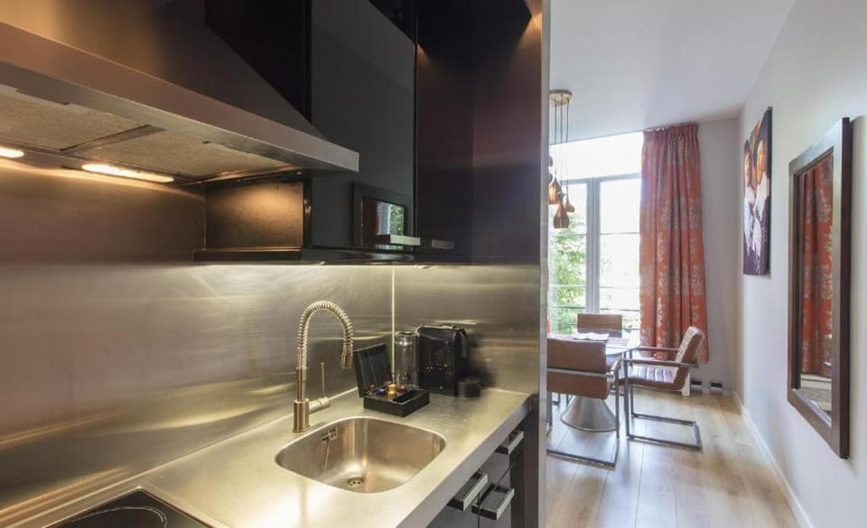 Coffee/tea facilities, Kitchen or kitchenette