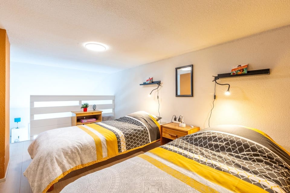 Bed, Bedroom