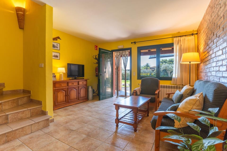 Living room, Garden view