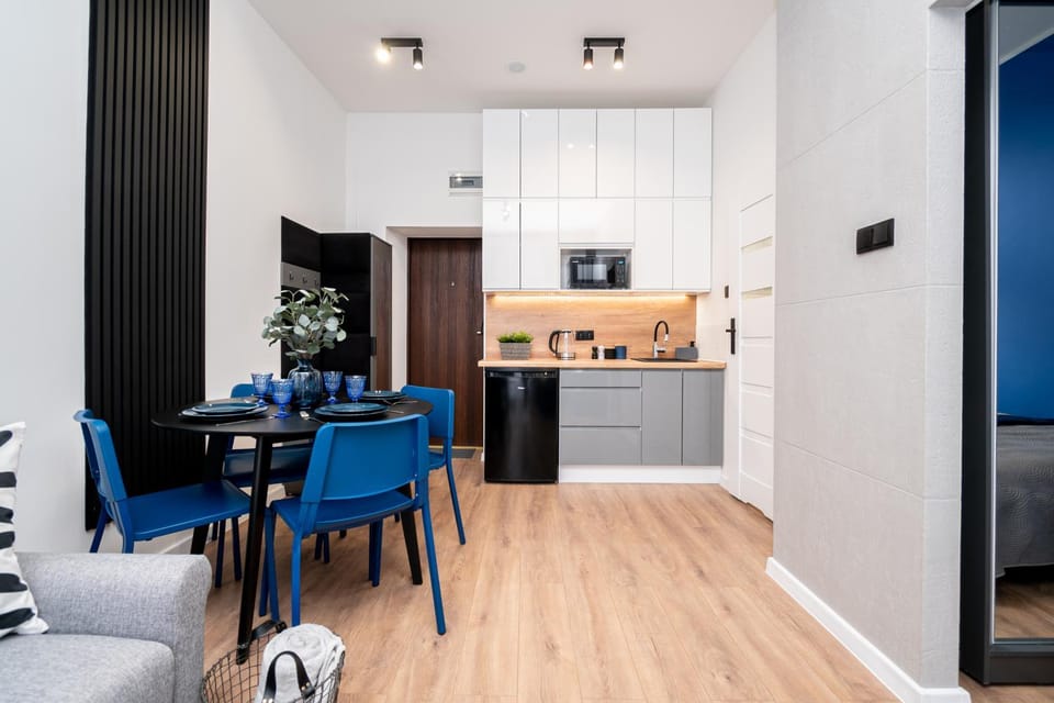 Kitchen or kitchenette, Living room, Dining area