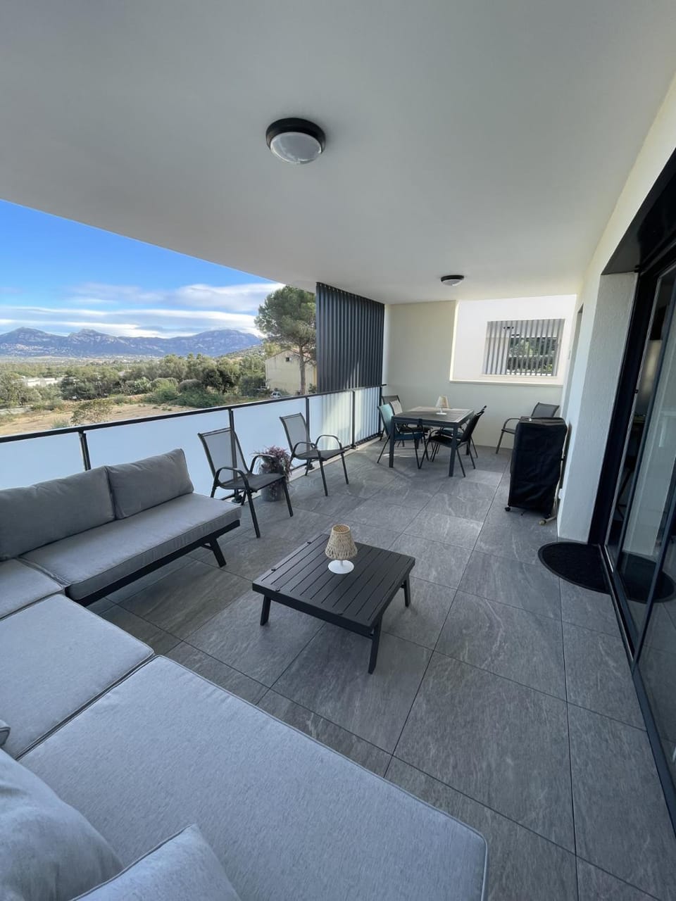 Patio, Day, Natural landscape, View (from property/room), Balcony/Terrace, Dining area, Mountain view
