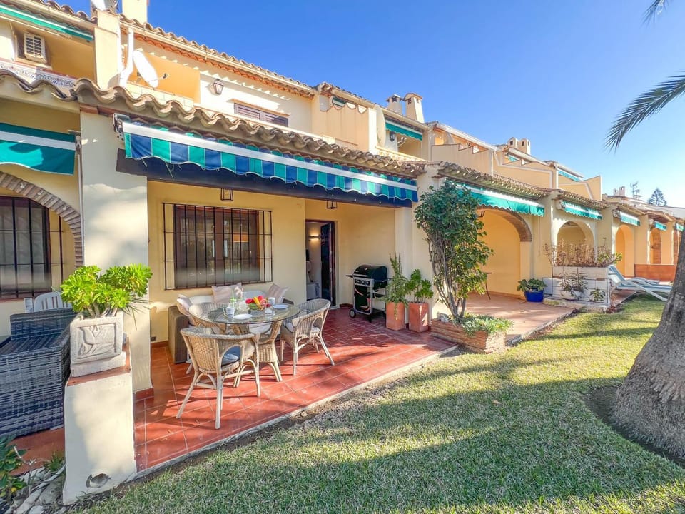 Patio, Garden, Garden view
