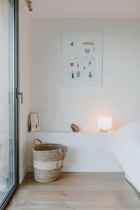 Maison face à la mer dans un domaine écologique House in Normandy