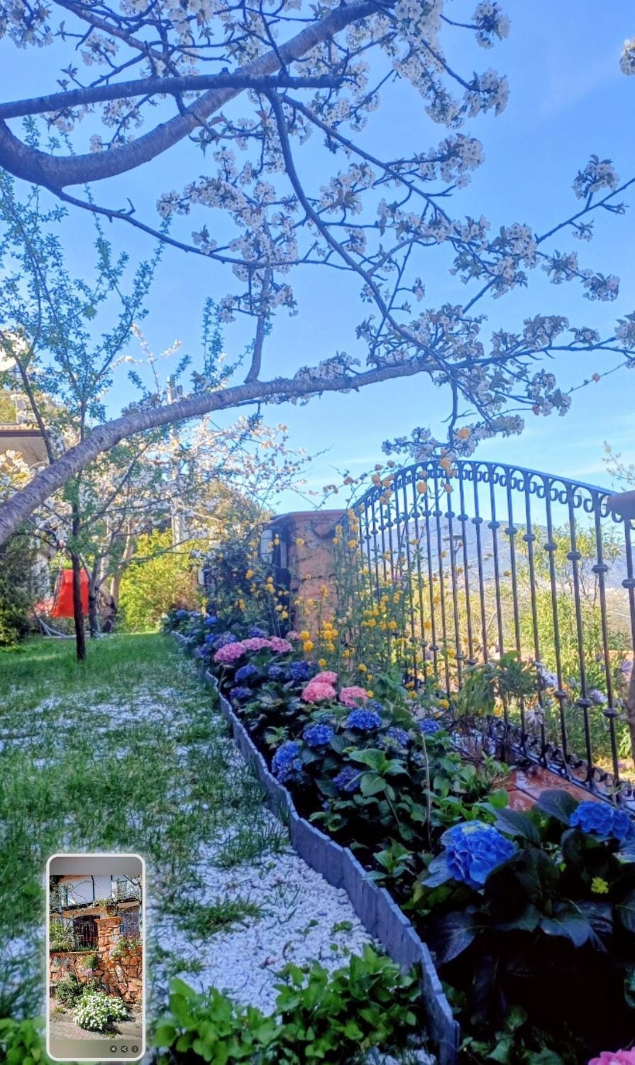 Monti e Mare Bed and Breakfast in Sardinia