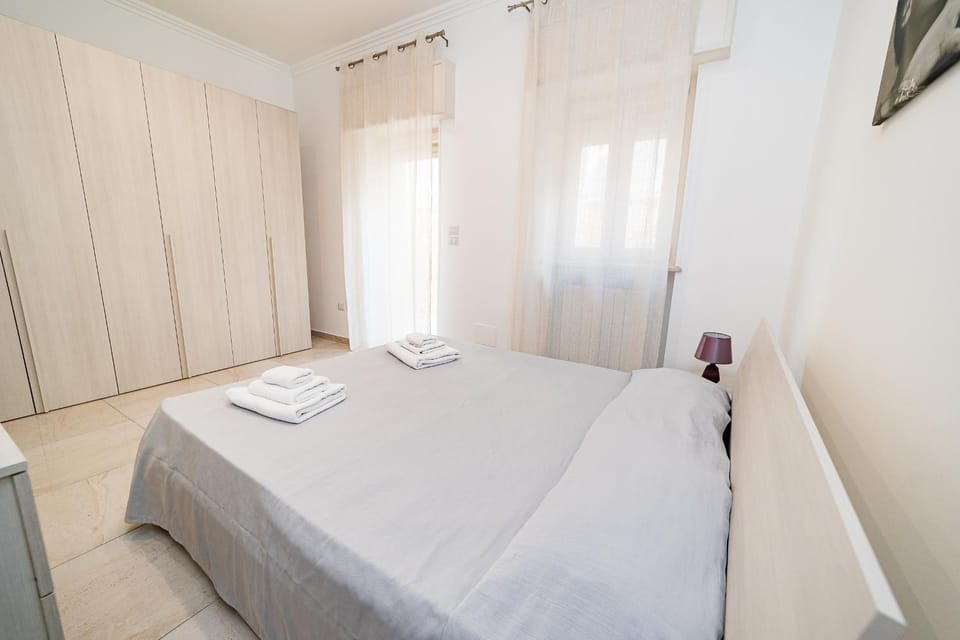 Ermes Deluxe Apartment - lungomare - Baia Verde - Lido - by Click Salento Apartment in Gallipoli