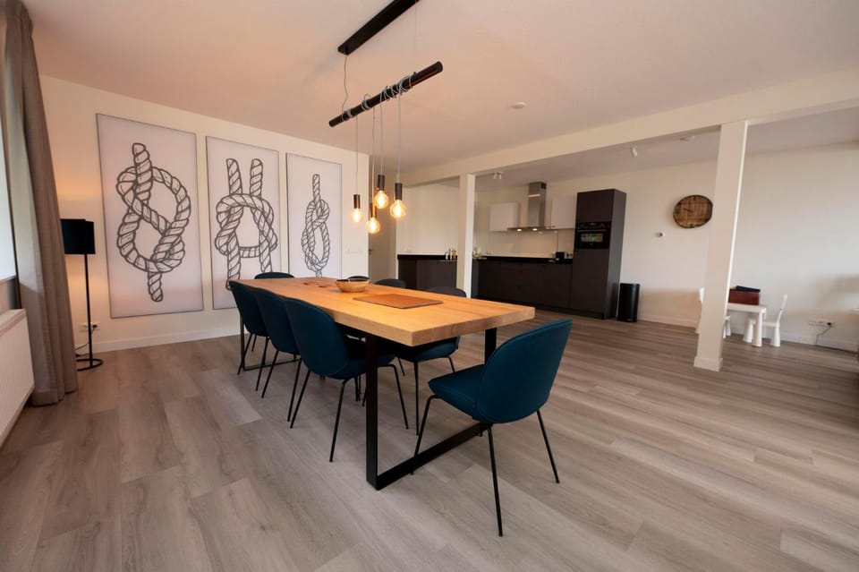 Welcome in - Appartement - Paviljoenwei 4 - Sneek 'Havenzicht' Apartment in Friesland, Netherlands