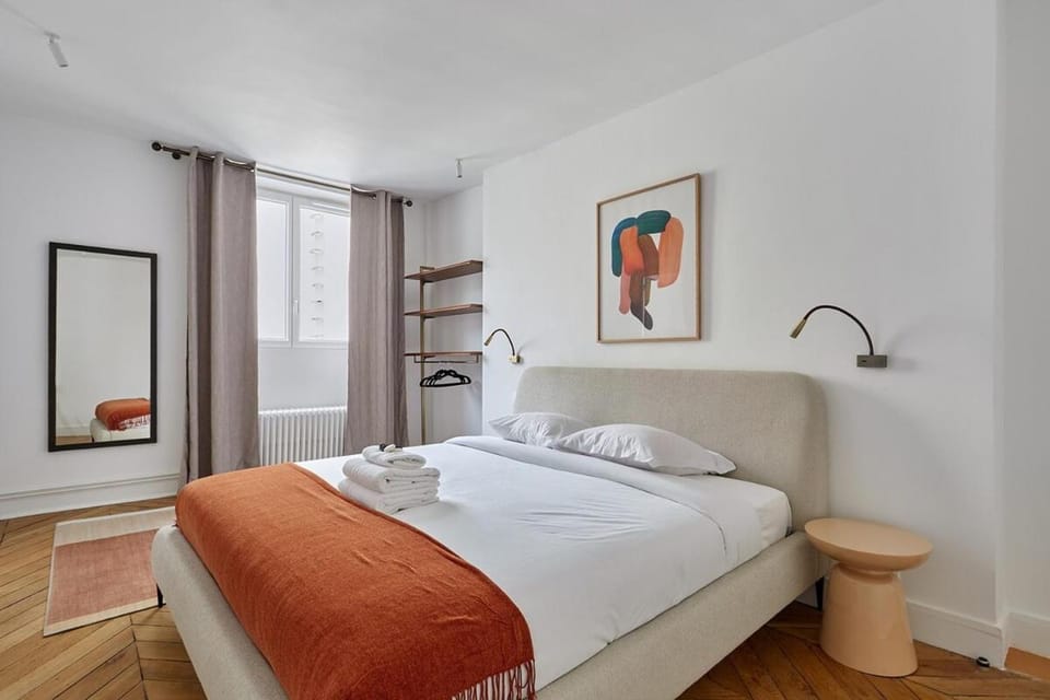 Apartment Louvre Palais Royal by Studio prestige Apartment in Paris