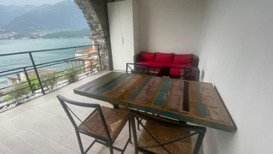 Patio, Dining area, Lake view