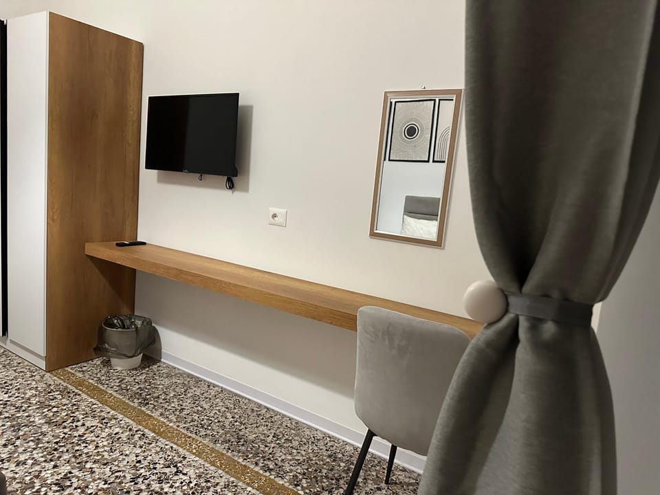 TV and multimedia, Bedroom