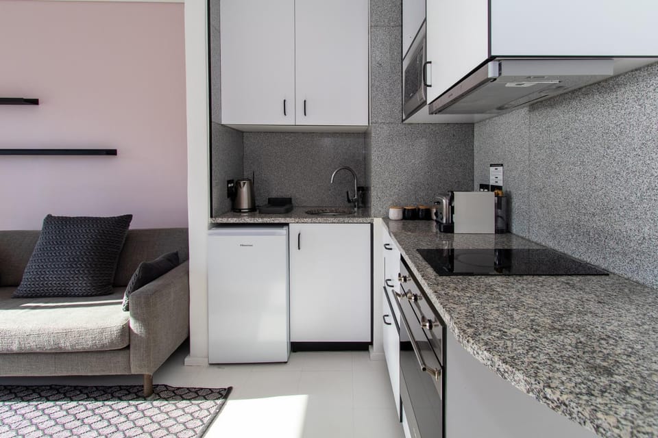 702 The Flamingo Spectacular 1 Bedroom Apartment in Sea Point