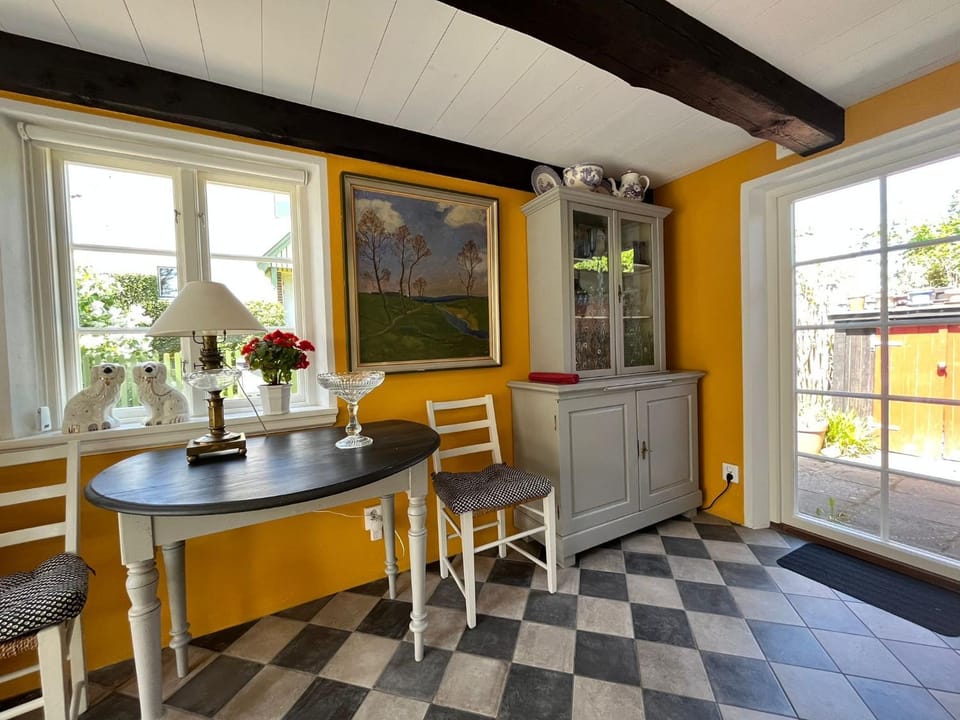 Huset i gränden - granne med havet Villa in Skåne County