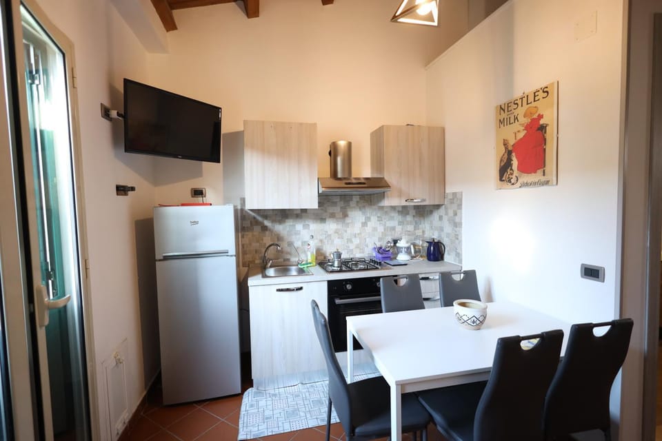 TV and multimedia, Kitchen or kitchenette, Dining area, pet friendly