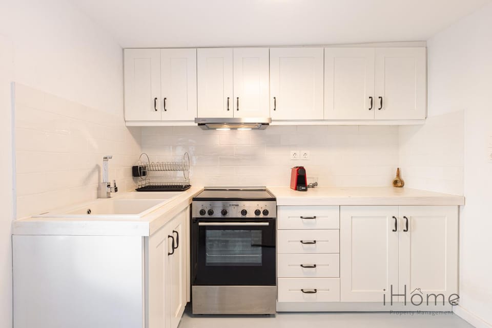 pet friendly, stove, toaster