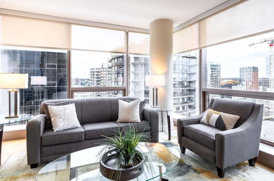 Living room, Seating area