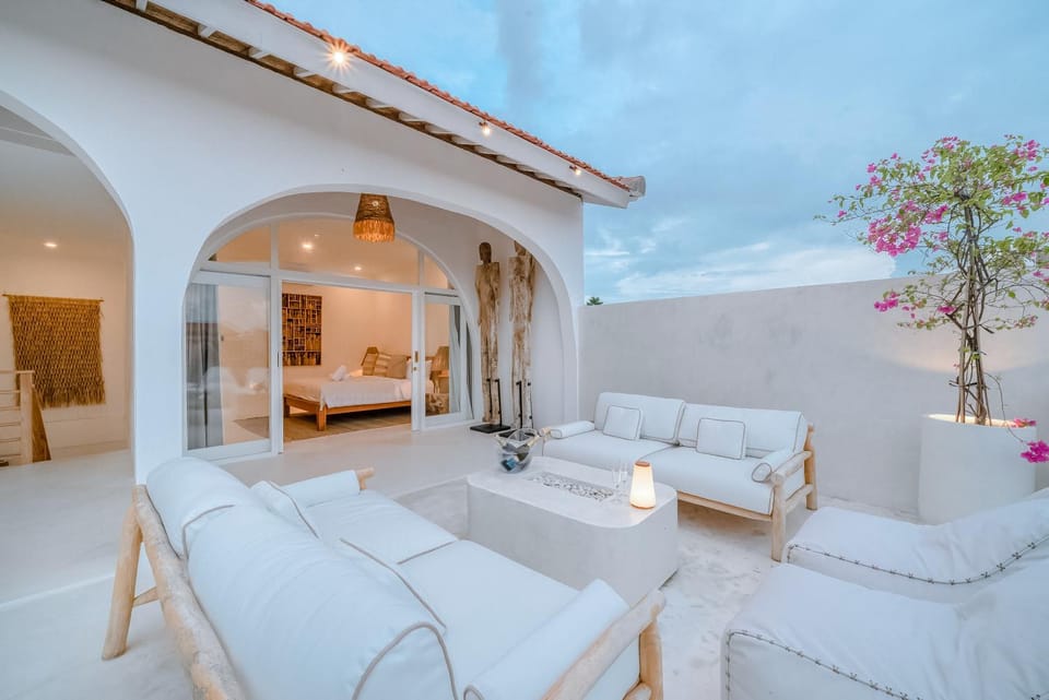 Villa MYKONIAN - NEW Modern Concept & Luxury 3BR - Central Canggu Beach Villa in North Kuta