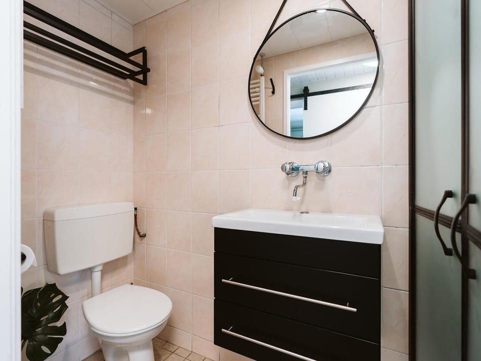 Toilet, Bathroom