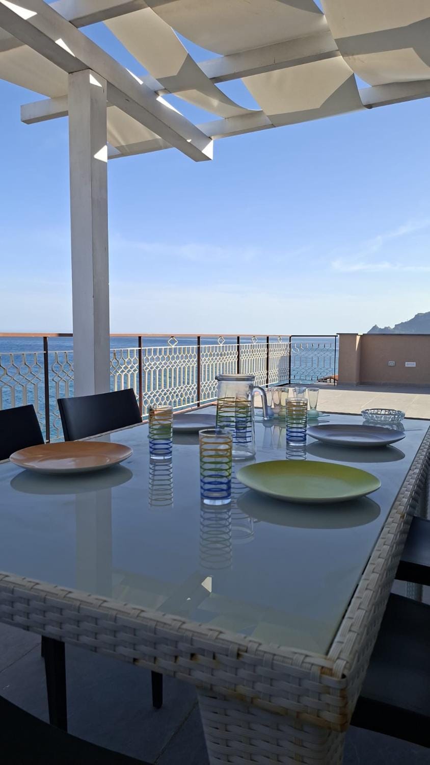 Balcony/Terrace, Balcony/Terrace