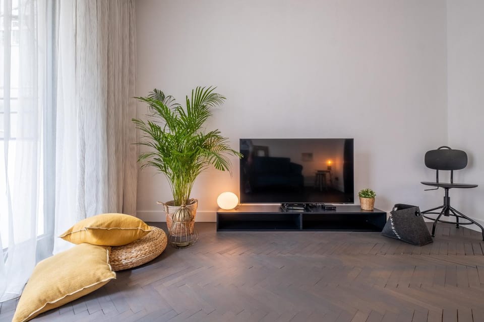 TV and multimedia, Living room, Seating area