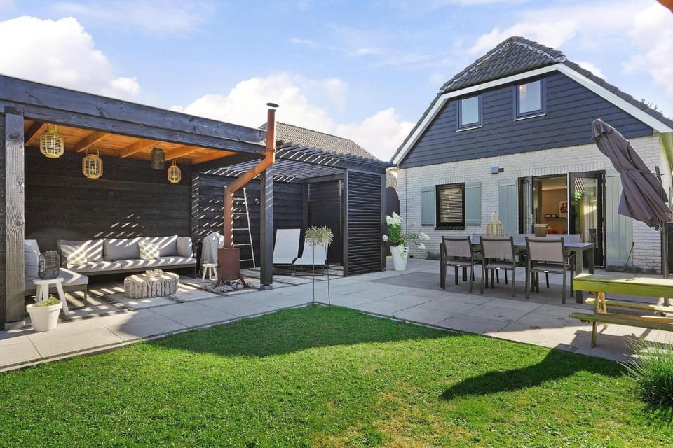 Zuiderdiep 12 - Noordzeepark Ouddorp House in Ouddorp