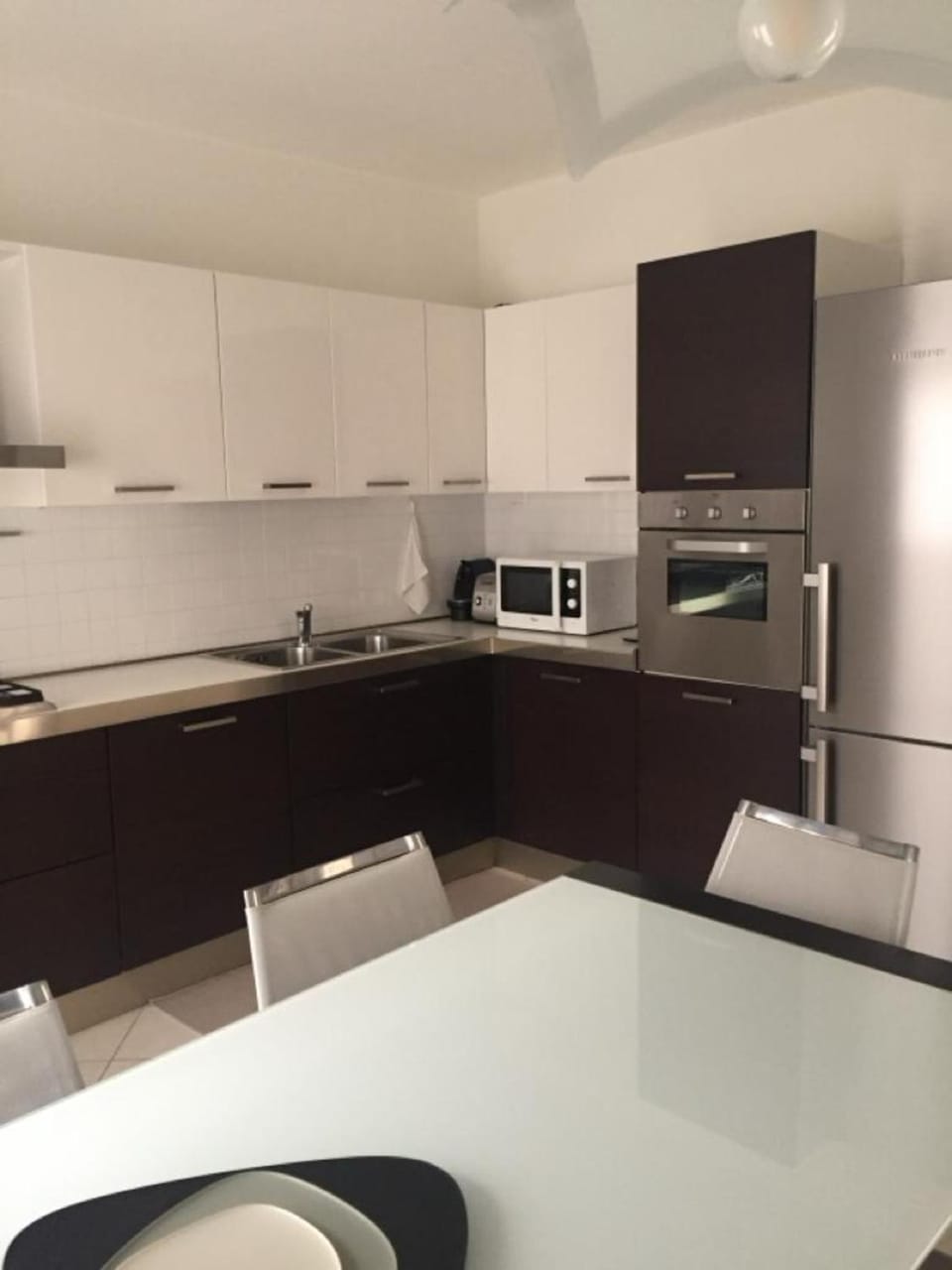 Kitchen or kitchenette, Living room