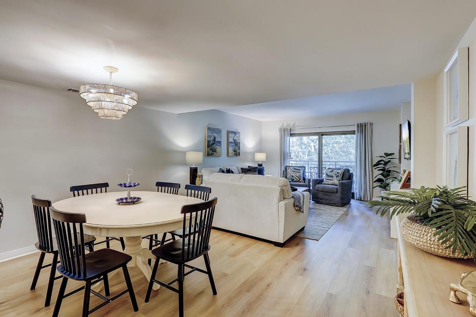 Ocean One 320 Villa in South Forest Beach