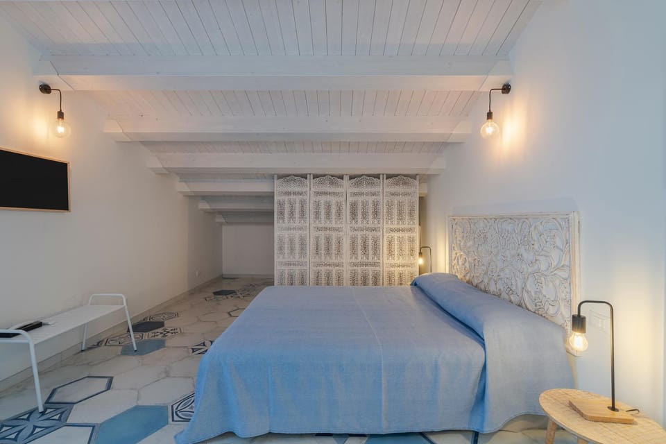 Property building, Living room, Bedroom