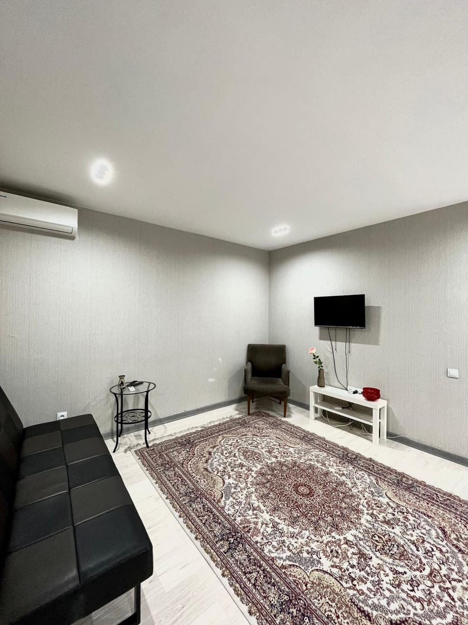 Арт Хауз евродвушка Apartment in Kazakhstan