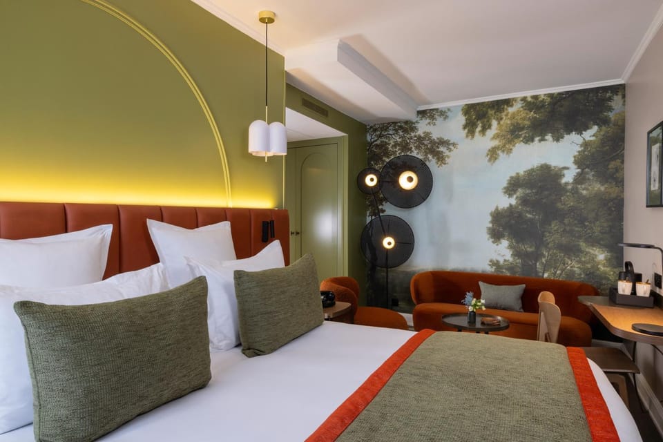 Bed, Photo of the whole room
