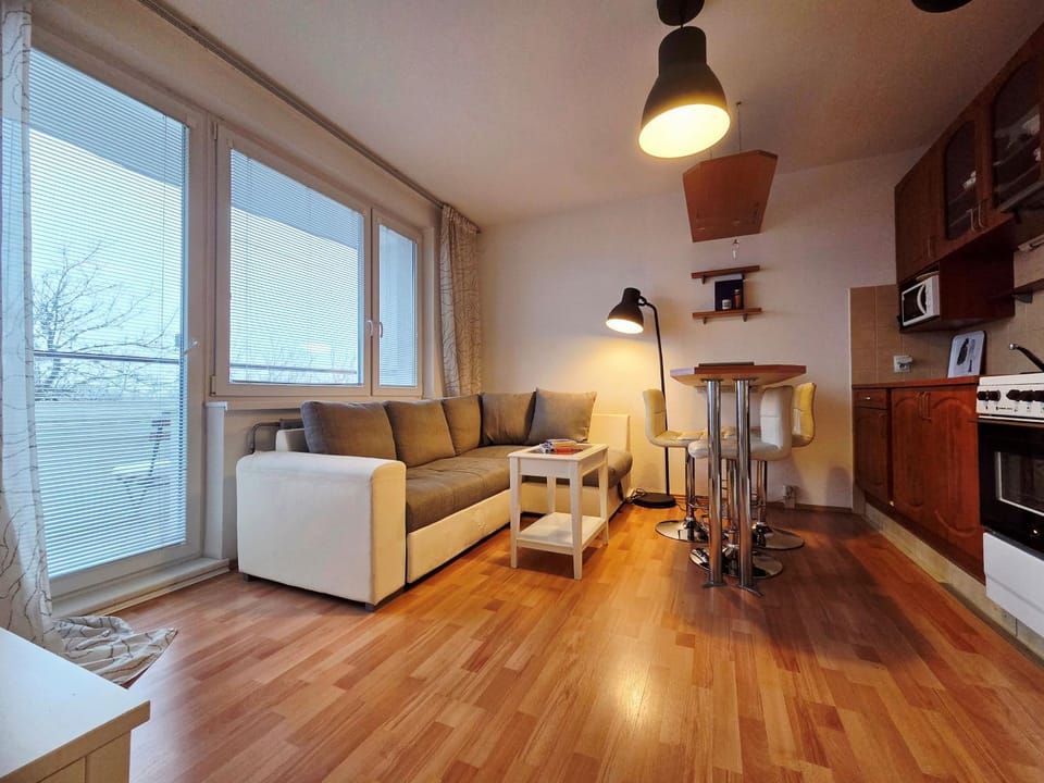 Living room, Diving