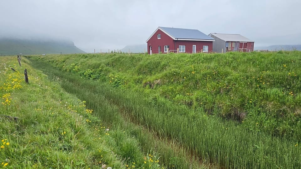 Property building, Natural landscape