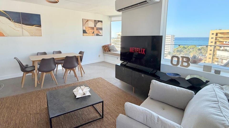 Living room, Dining area, Sea view