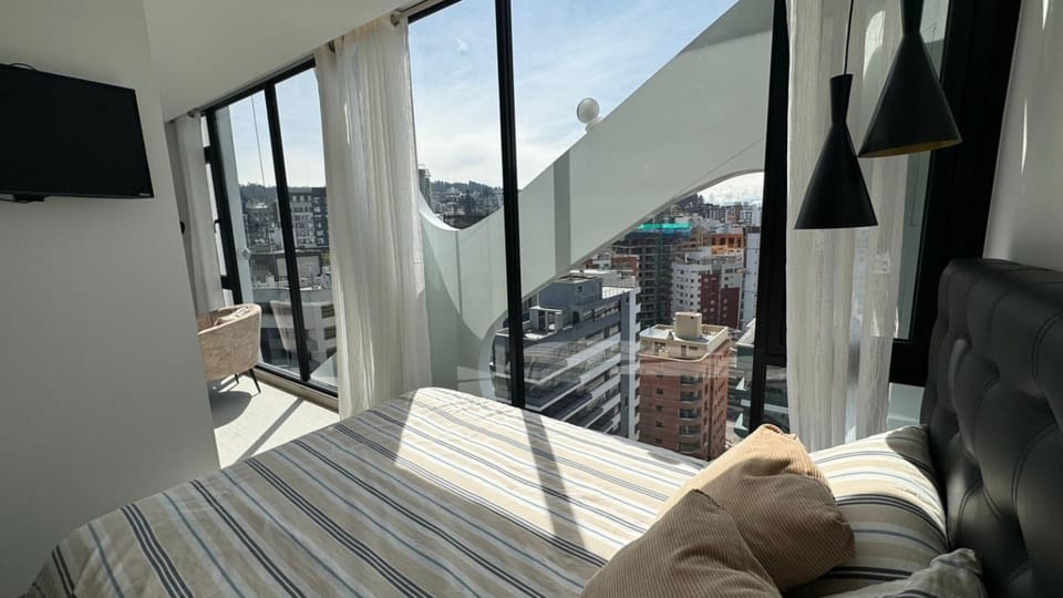 TV and multimedia, Bedroom, City view