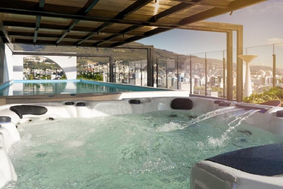 Pool view, Swimming pool