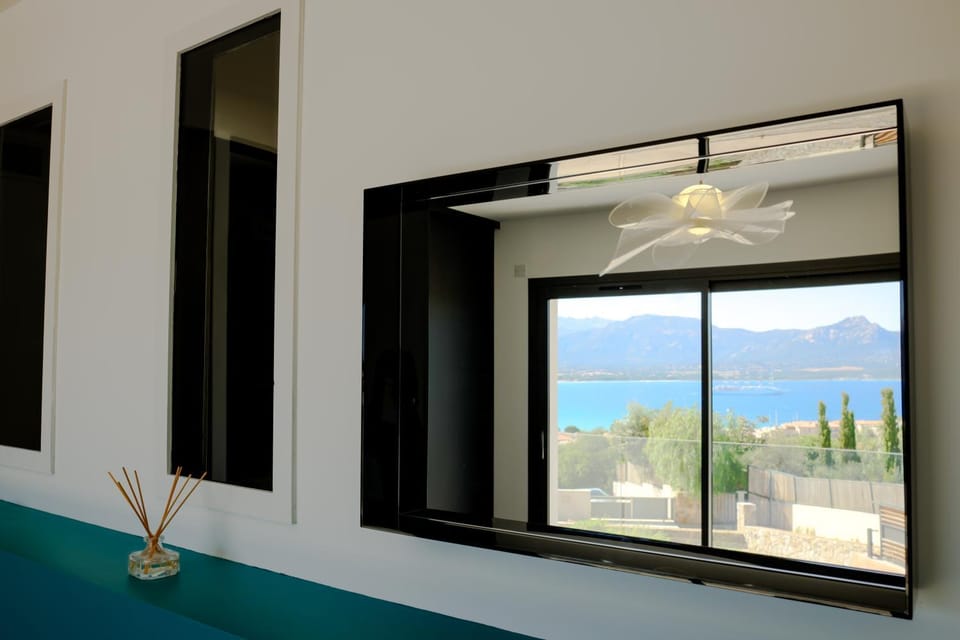 Bedroom, Sea view