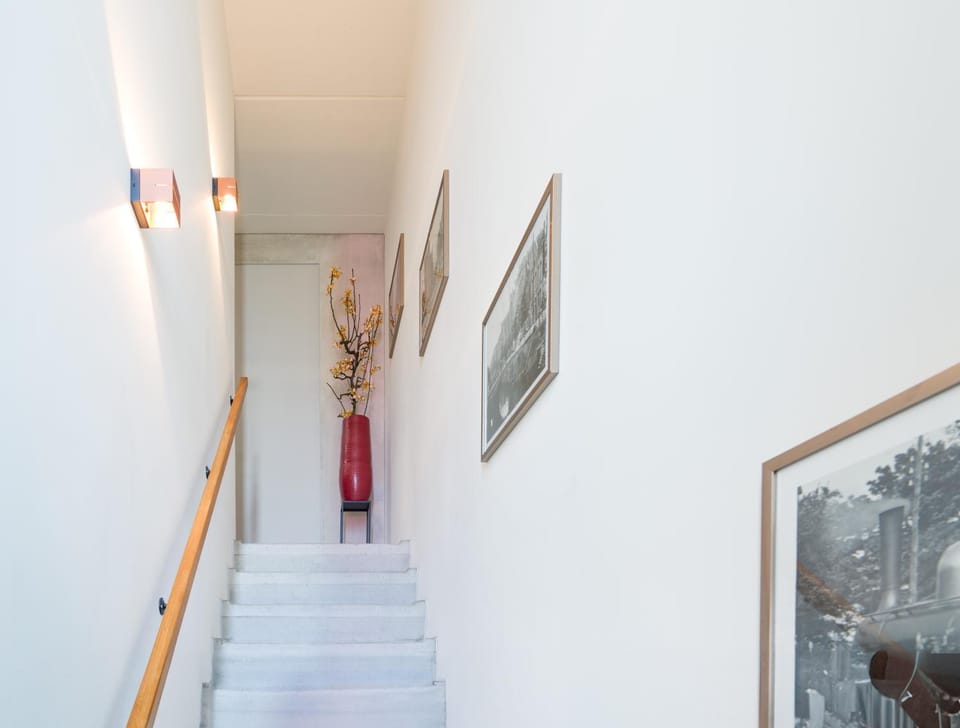 Facade/entrance, acessibility