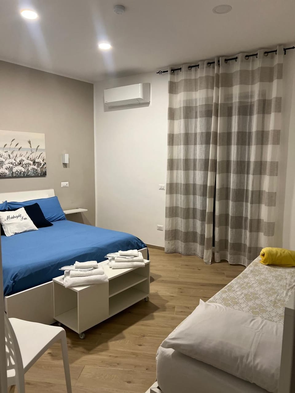 Midnight Sun Bed and Breakfast in Vietri sul Mare