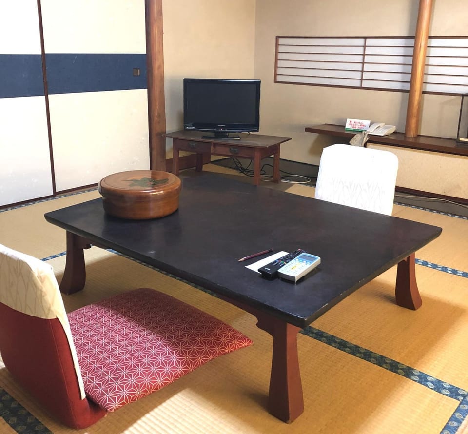 Izuya Ryokan - Vacation STAY 49545v Hotel in Kanagawa Prefecture
