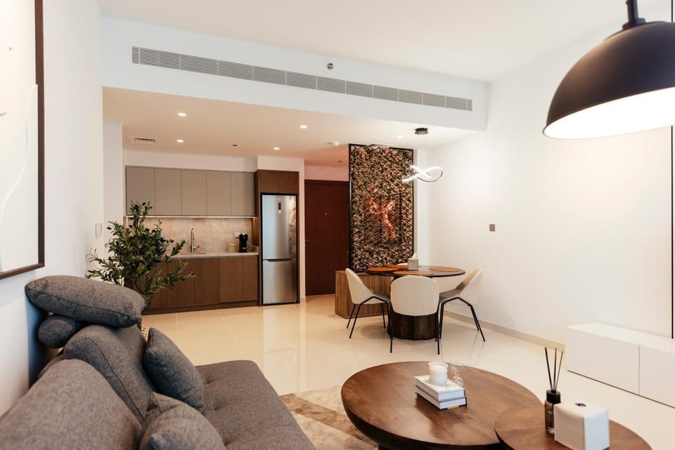 Kitchen or kitchenette, Living room, Seating area