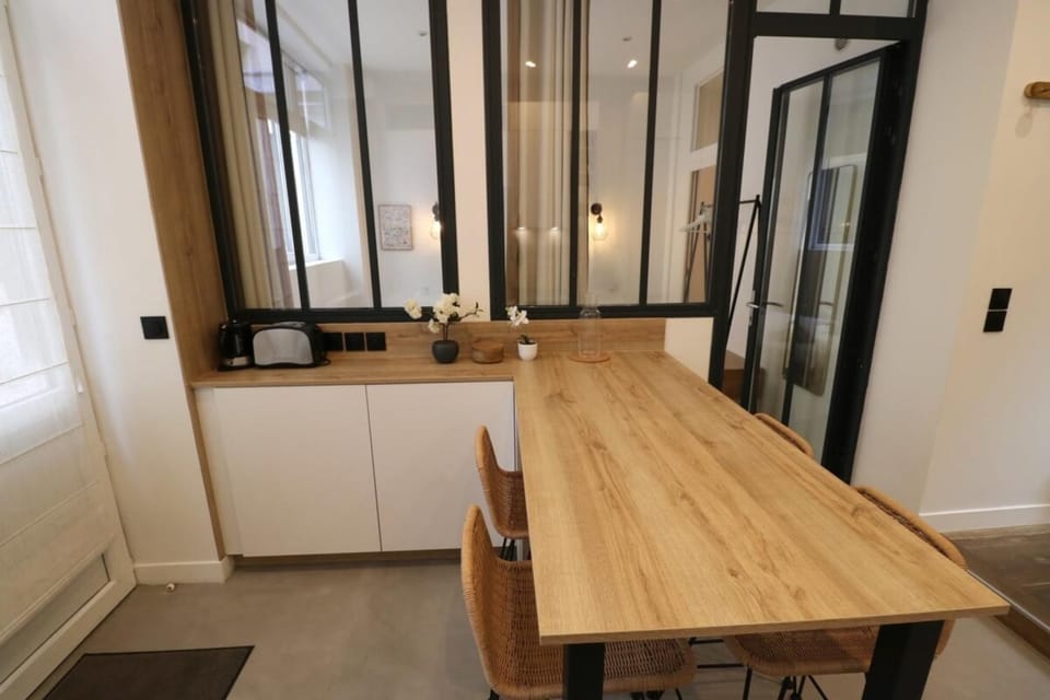 Cosy 2 chambres Père-Lachaise Apartment in Paris