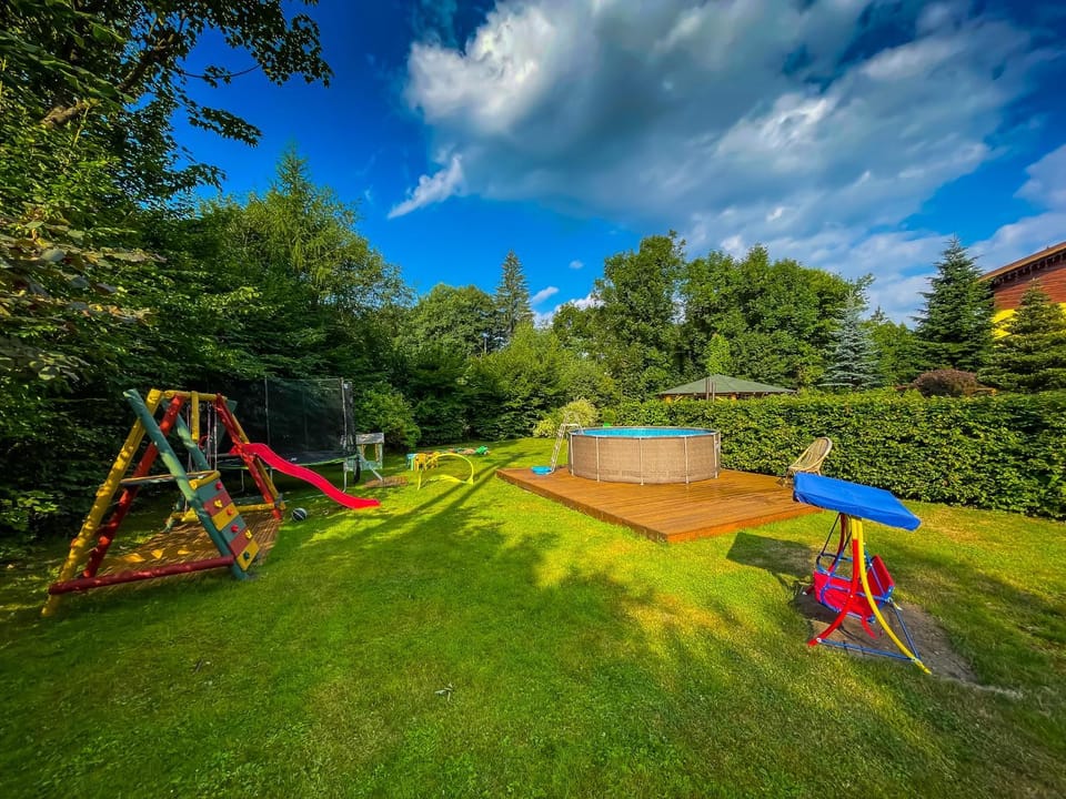 Garden, Swimming pool