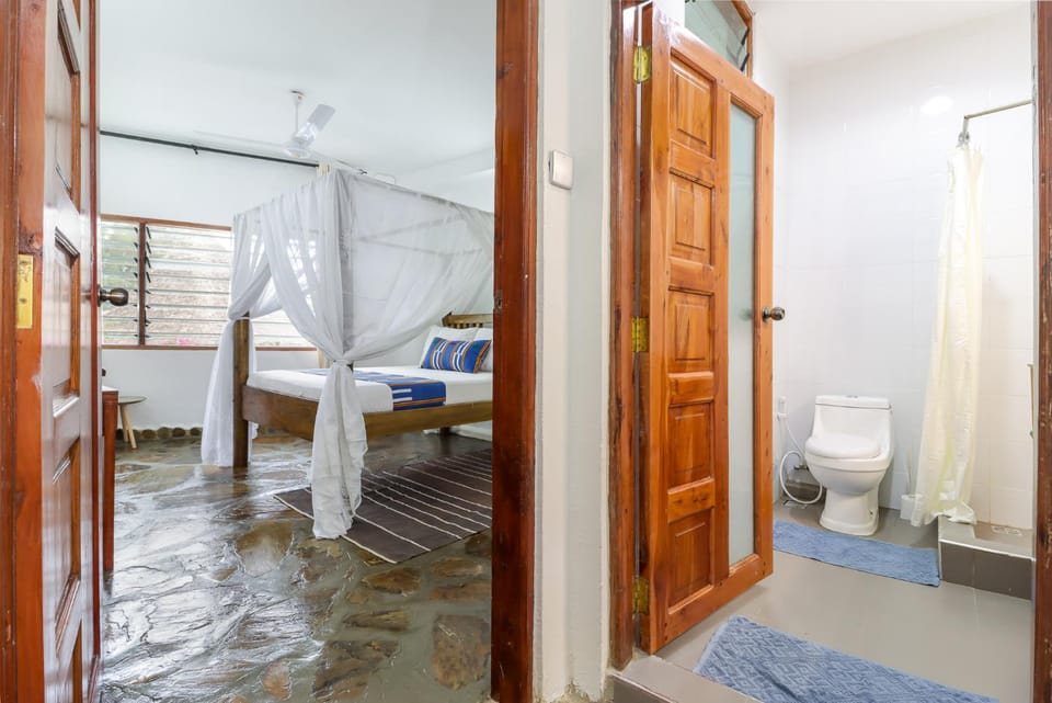 Bathroom, Bedroom