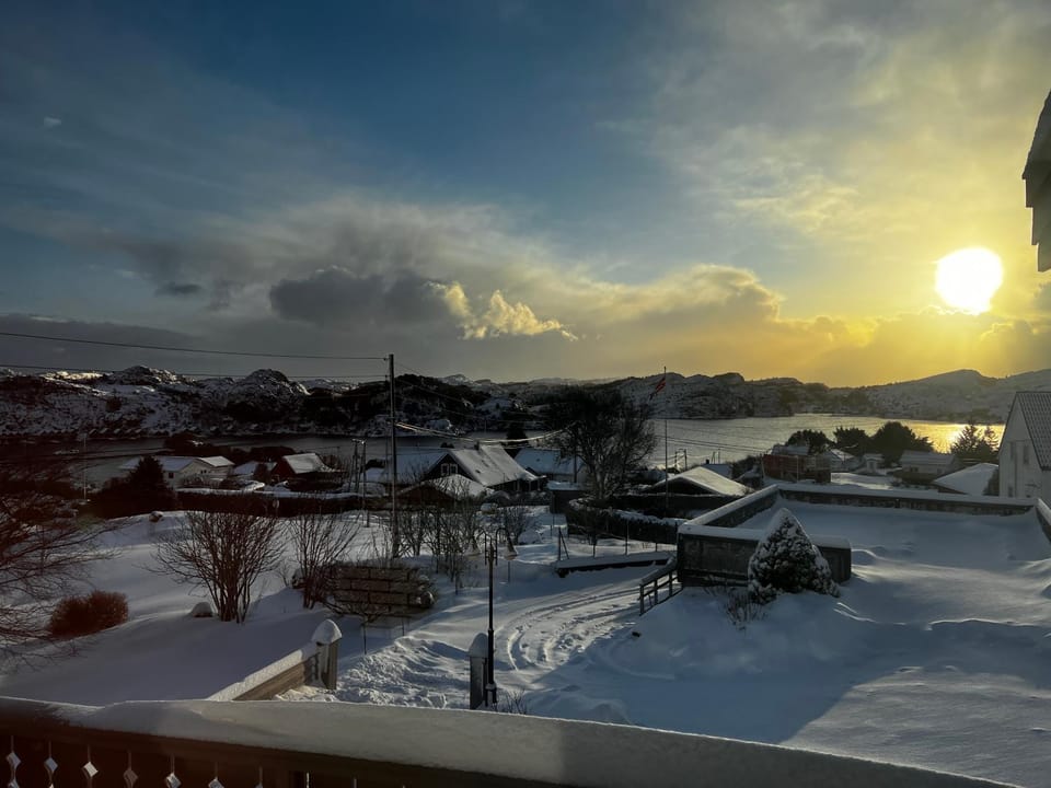 Fjord-View Retreat with Free Parking and Fast Internet Apartment in Vestland