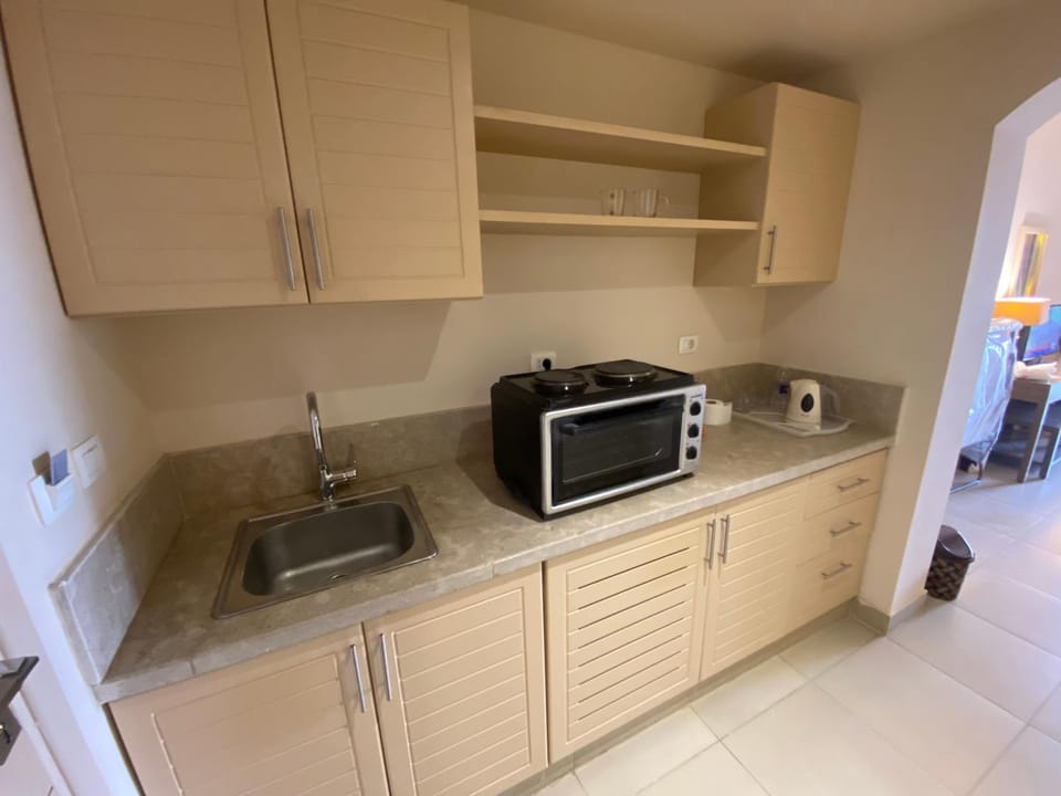 pet friendly, stove