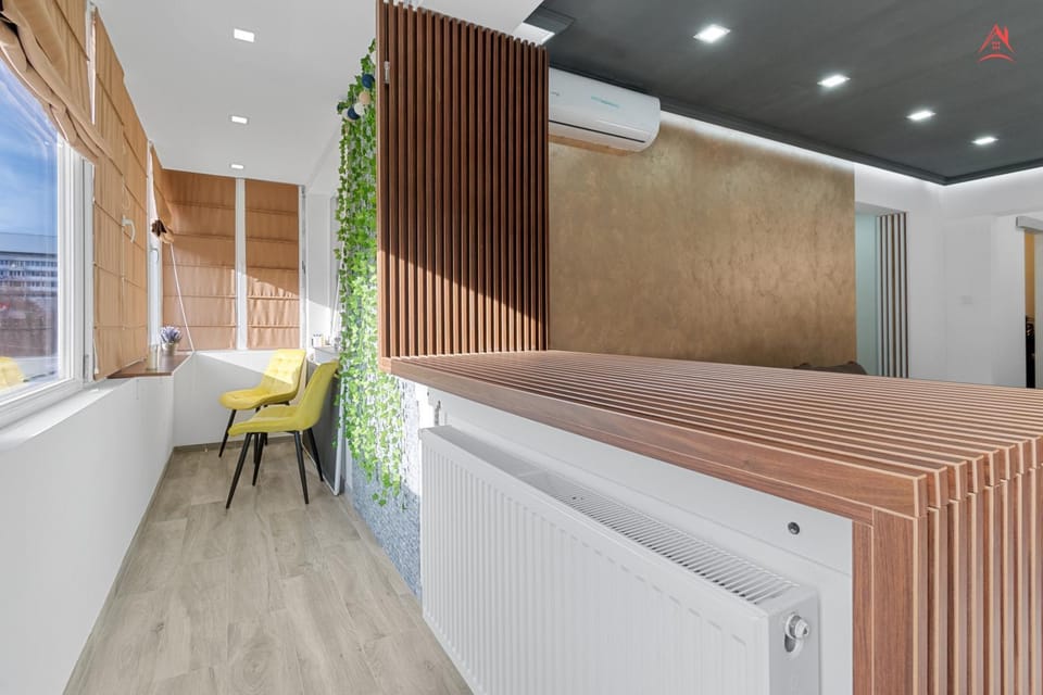 Bed, Living room, Seating area, Bedroom, air conditioner