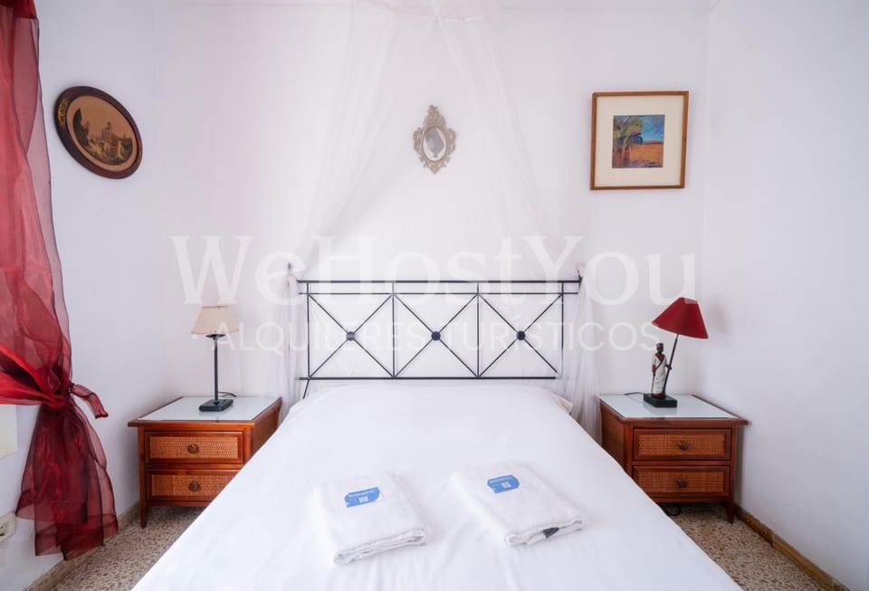 Belle Maison Roses, Mas Boscà 12 by Welhomy House in Alt Empordà
