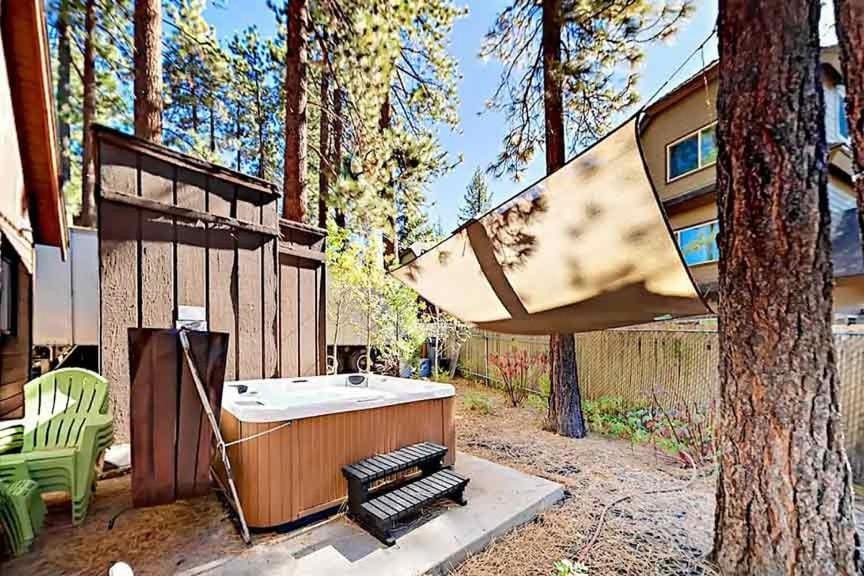 3988 Manzanita Avenue cabin Cabin in South Lake Tahoe