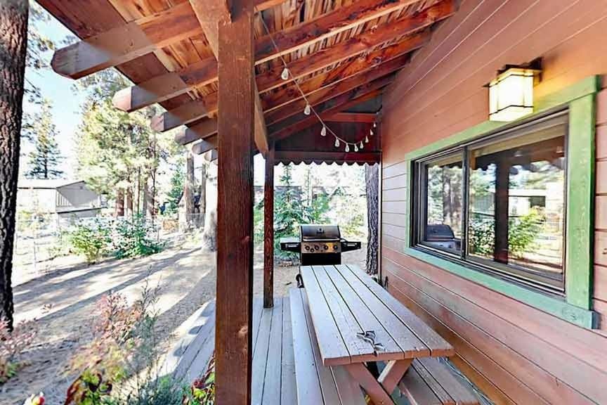 3988 Manzanita Avenue cabin Cabin in South Lake Tahoe