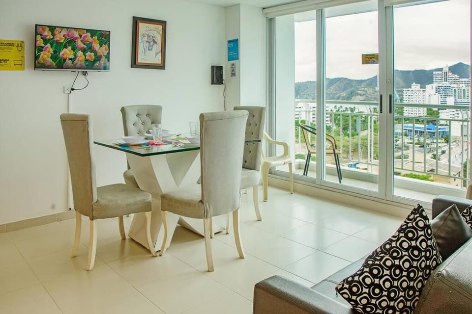 Living room, Dining area