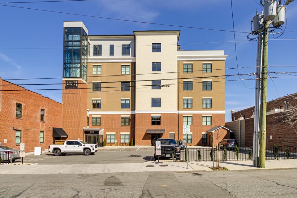 Downtown Lynchburg Condo w/ James River Views Apartment in Madison Heights